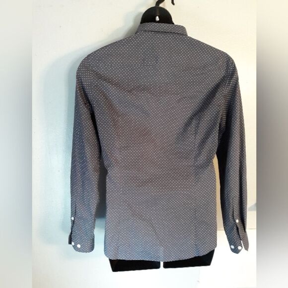 H&M gray/white polka dot slim fit button up shirt - Picture 2 of 6